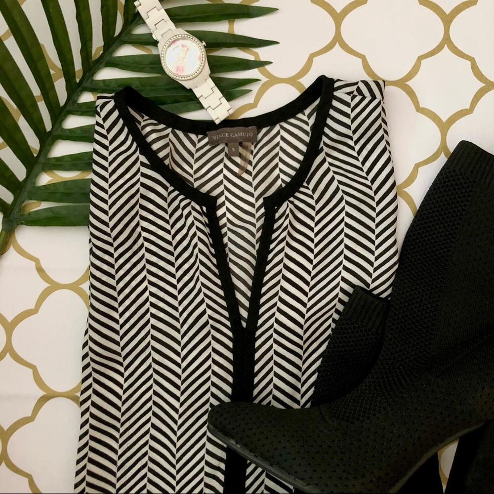 Vince Camuto Patterned Top
